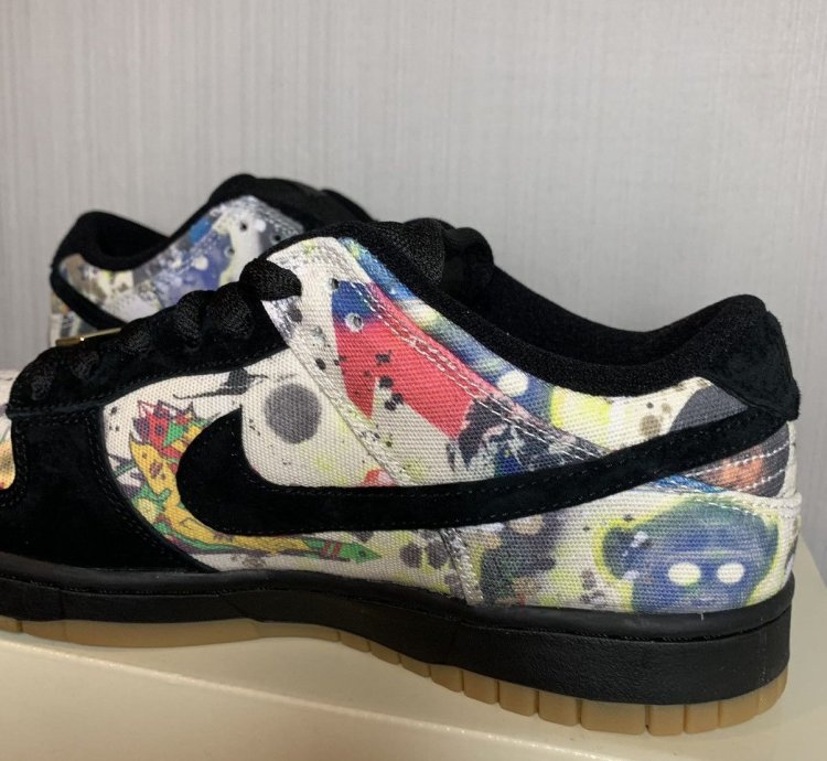 Supreme Nike Sb Dunk Low Rammellzee