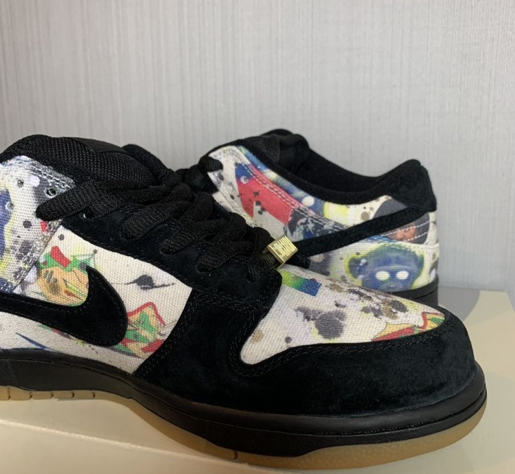 Supreme Nike Sb Dunk Low Rammellzee