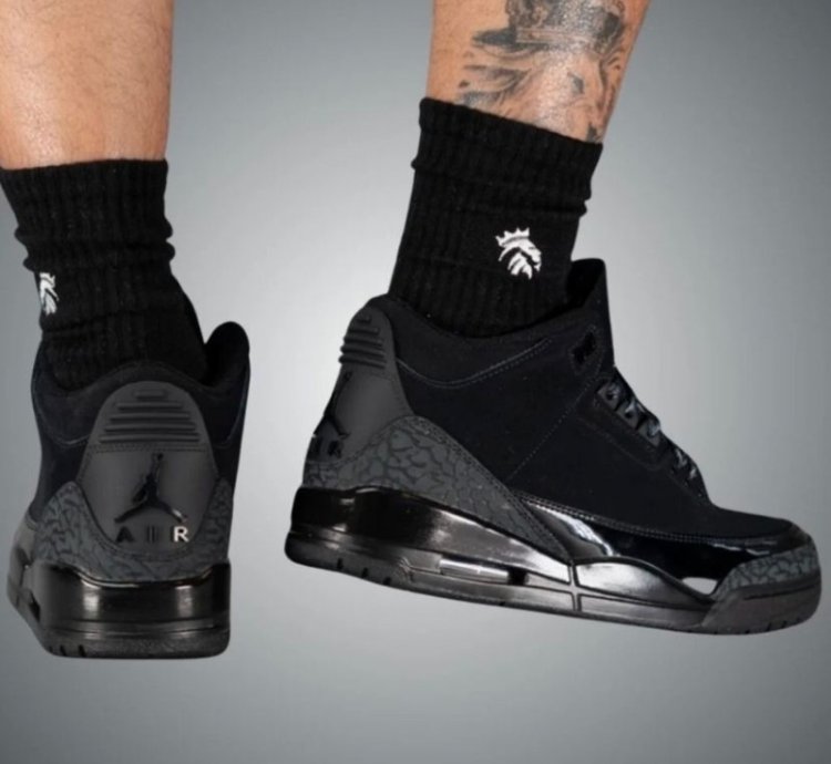 Nik E Air Jordan 3 Black Cat Basketball Sneakers