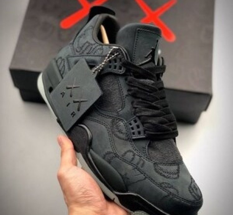 Nik E Air Jordan 4 Black Kaws Basktetball Sneakers Semi Ua