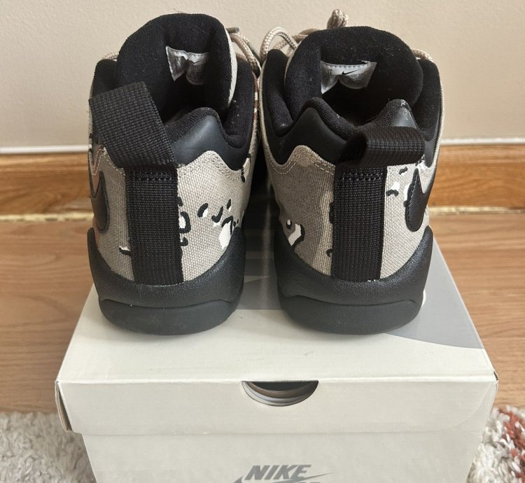 Nike Sb Darwin Low Supreme