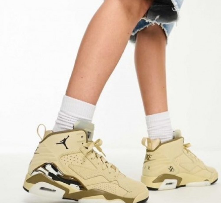 Nik E Air Jordan Gold Shadow Brown Basketball Sneakers
