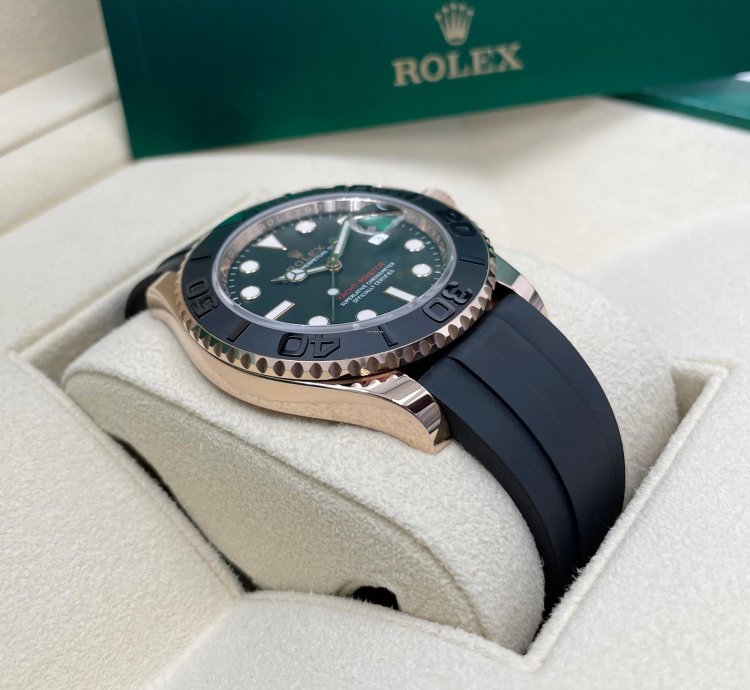 Rolex Yacht-master 40 New Yacht-master 126655 40mm Rose Gold Black Rubber Oysterflex Strap