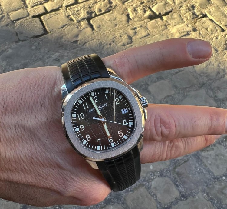 Patek Philippe Aquanaut Full Set