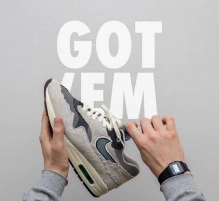 Nik E Air Max 1 Protection Pack Running Shoes