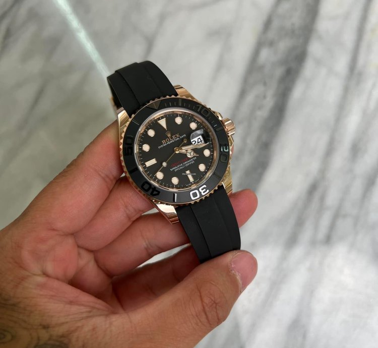 Rolex Yacht-master 40 Rose Gold Oysterflex Bnib 2025
