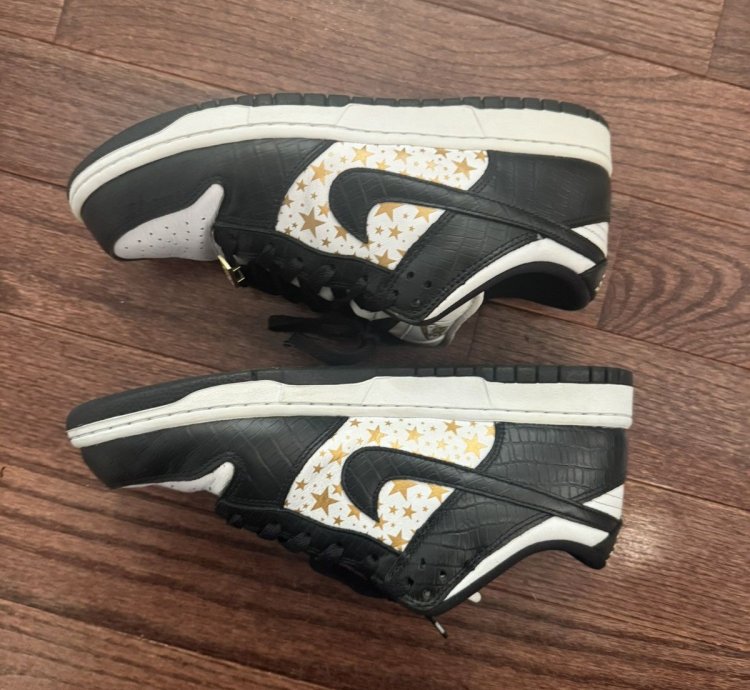 Supreme Stars Black nike Sb Low