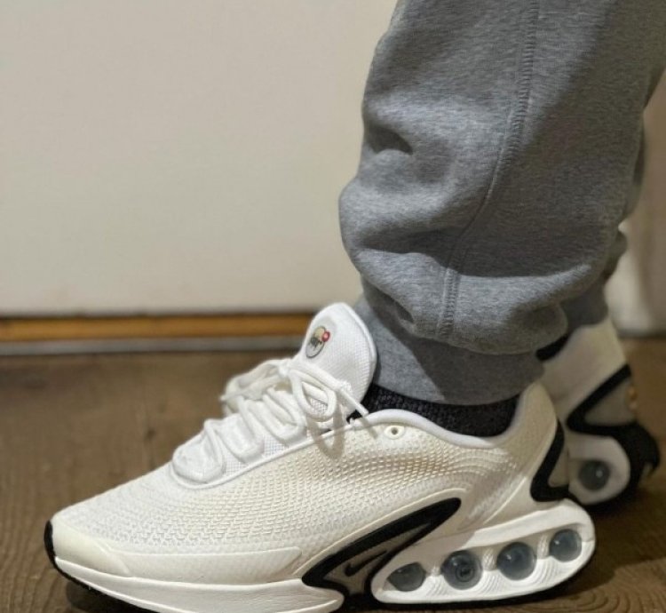 Nik E Air Max Dn Sail Black Coconut Milk Beach Running Shoes