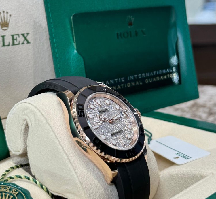 Rolex Yacht-master 40 Rose Gold Oysterflex Diamond Dial 2023