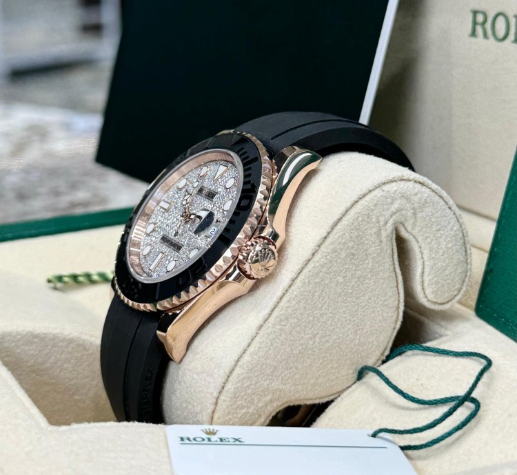 Rolex Yacht-master 40 Rose Gold Oysterflex Diamond Dial 2023
