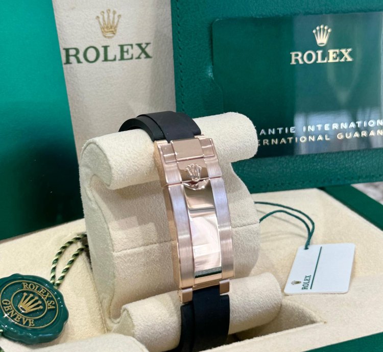 Rolex Yacht-master 40 Rose Gold Oysterflex Diamond Dial 2023