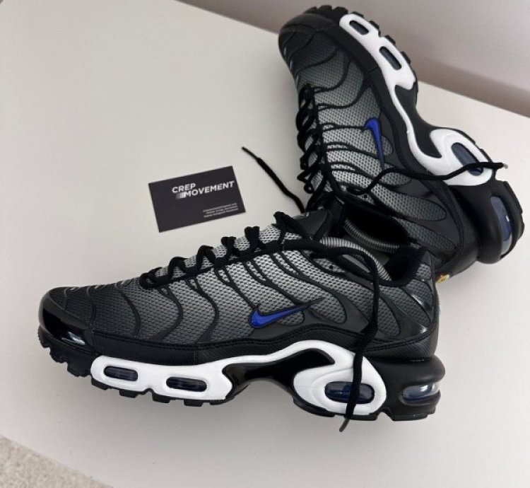 Nik E Air Max Plus Midnight Running Shoes