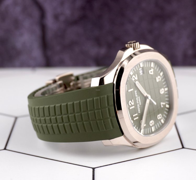 Patek Philippe Aquanaut Jumbo 18k White Gold Khaki Green Men Watch 5168g-010