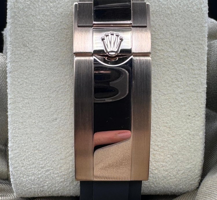 Rolex Yacht-master 40 Unworn