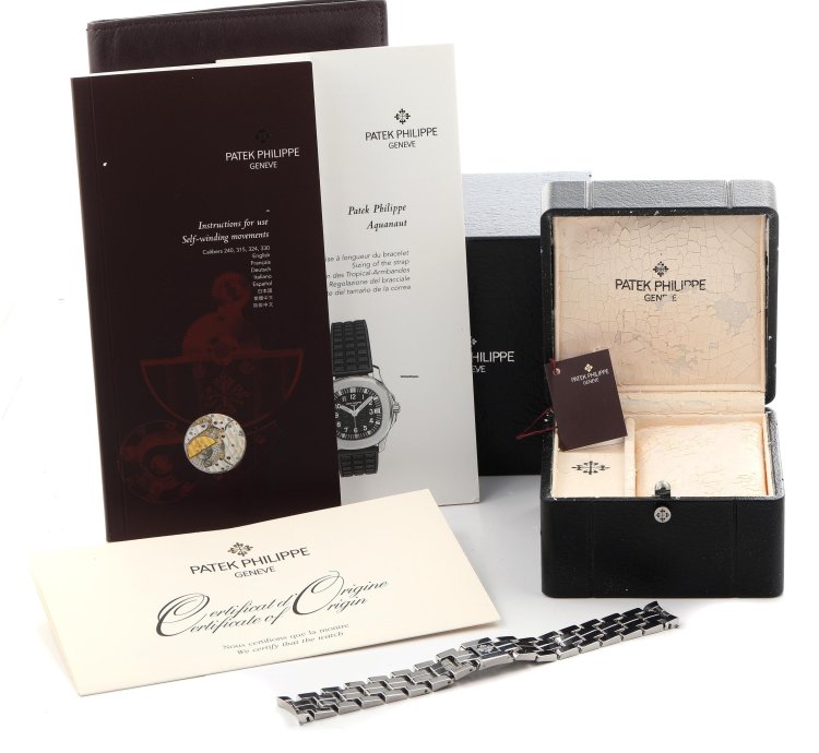 Patek Philippe Aquanaut Jumbo 38mm Steel Mens Watch 5065 Box Papers