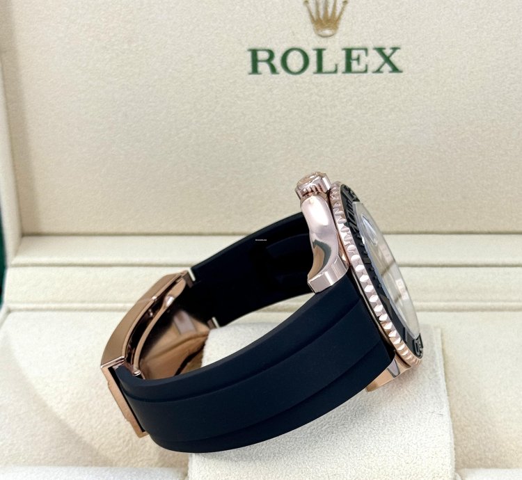Rolex Yacht-master 40 Unworn 2025 Intense Black Dial 126655-0002 Complete