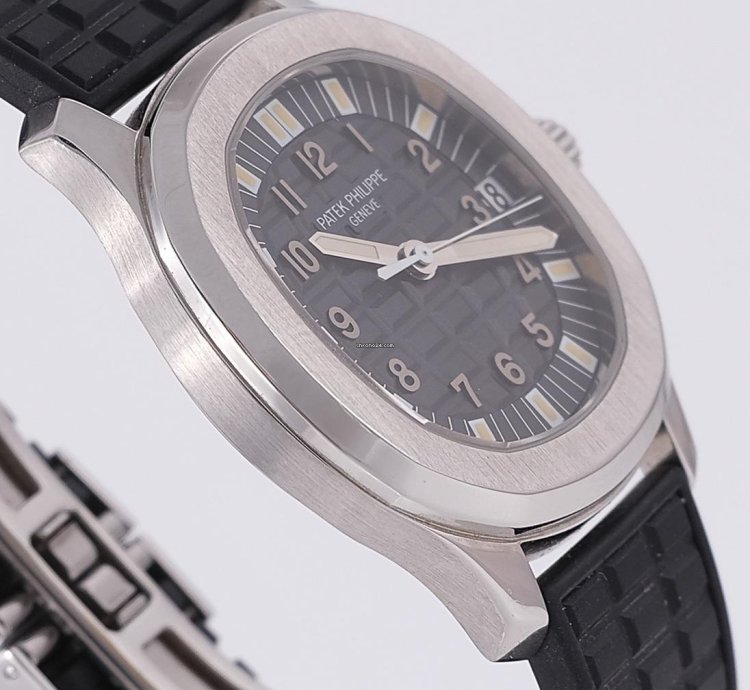 Patek Philippe Aquanaut Jumbo 5065a-001