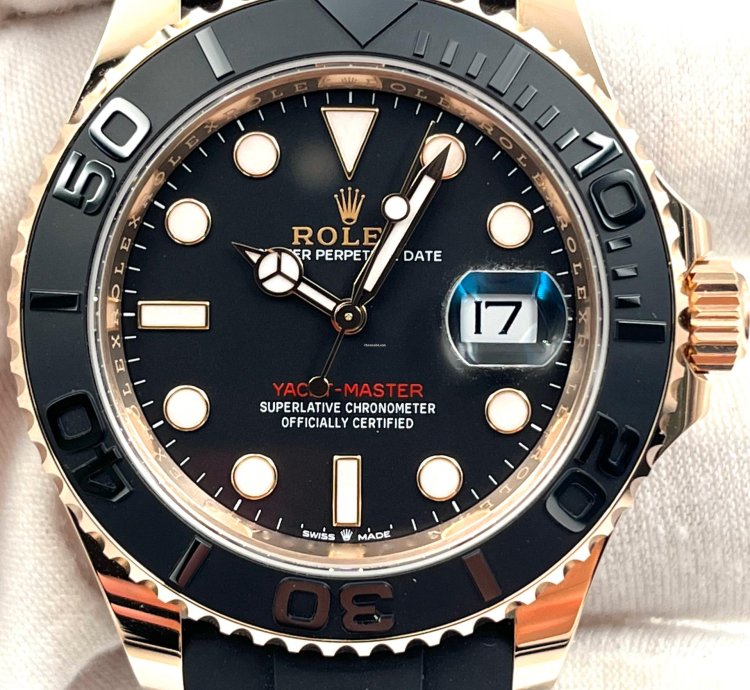 Rolex Yacht-master 40 Unworn Yacht-master 40mm Black Dial Rose Gold Oysterflex 126655 Box Papers 2024