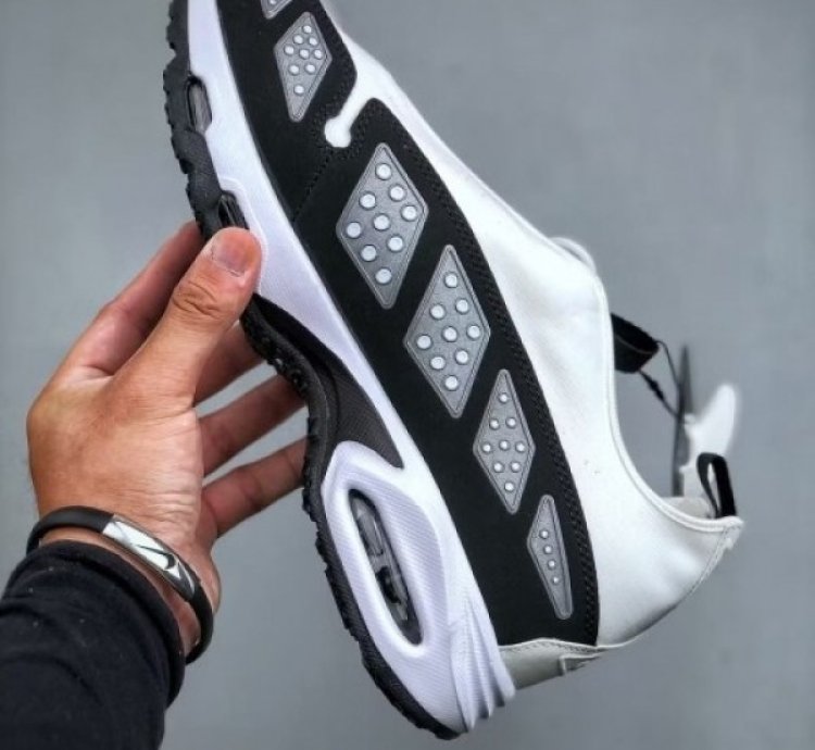 Nik E Air Max Sunder White Black Sneakers