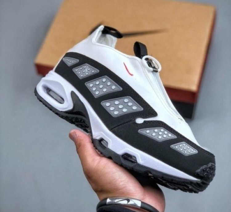 Nik E Air Max Sunder White Black Sneakers