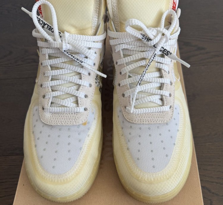 The 10 Air Force 1 Low