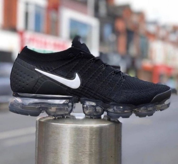 Nik E Air Vapormax Flyknit 20 Black Running Shoes