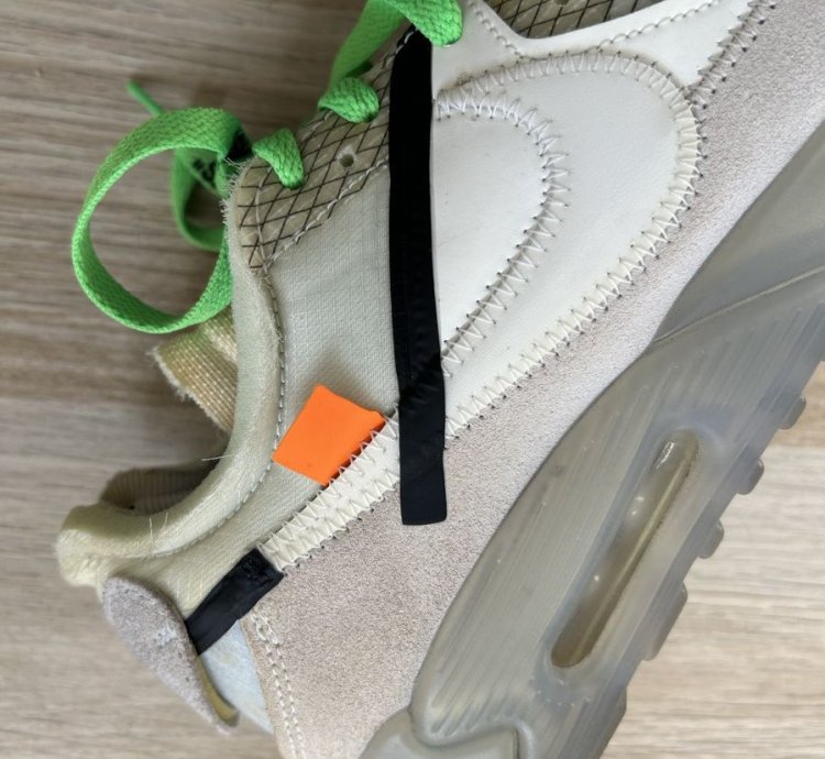 The 10 Nike Air Max 90