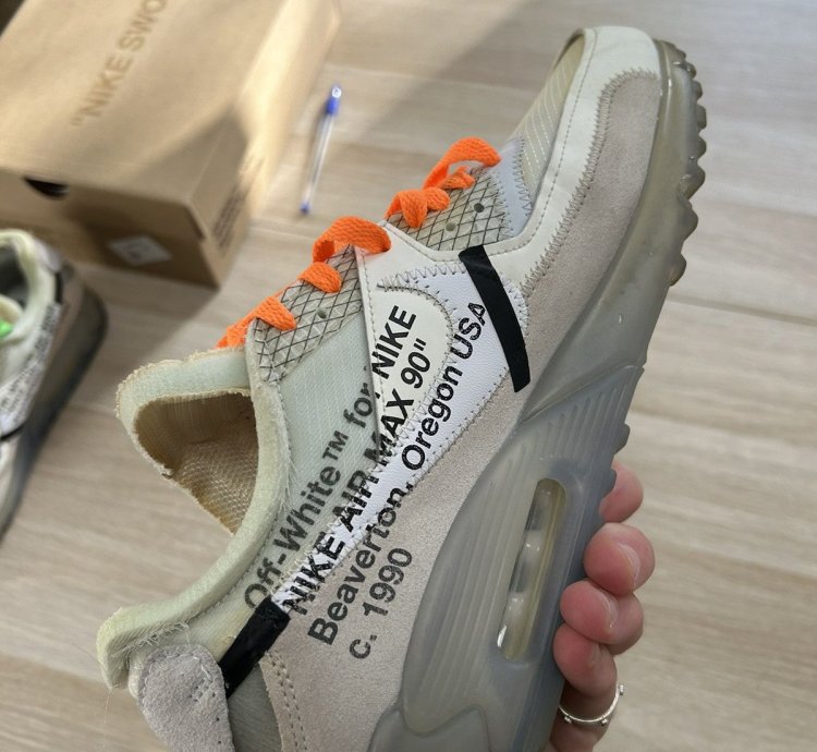 The 10 Nike Air Max 90