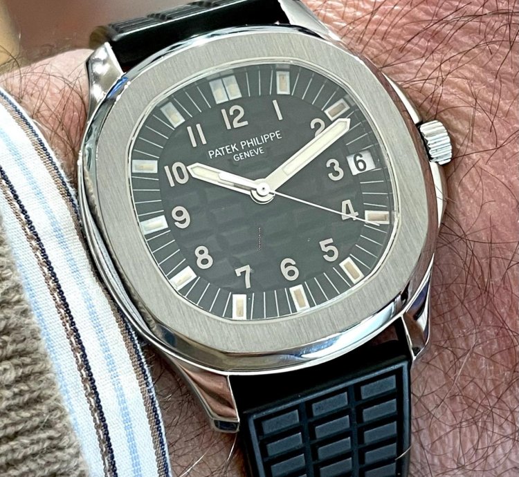 Patek Philippe Aquanaut Jumbo Ref 5065a Tritium Dial