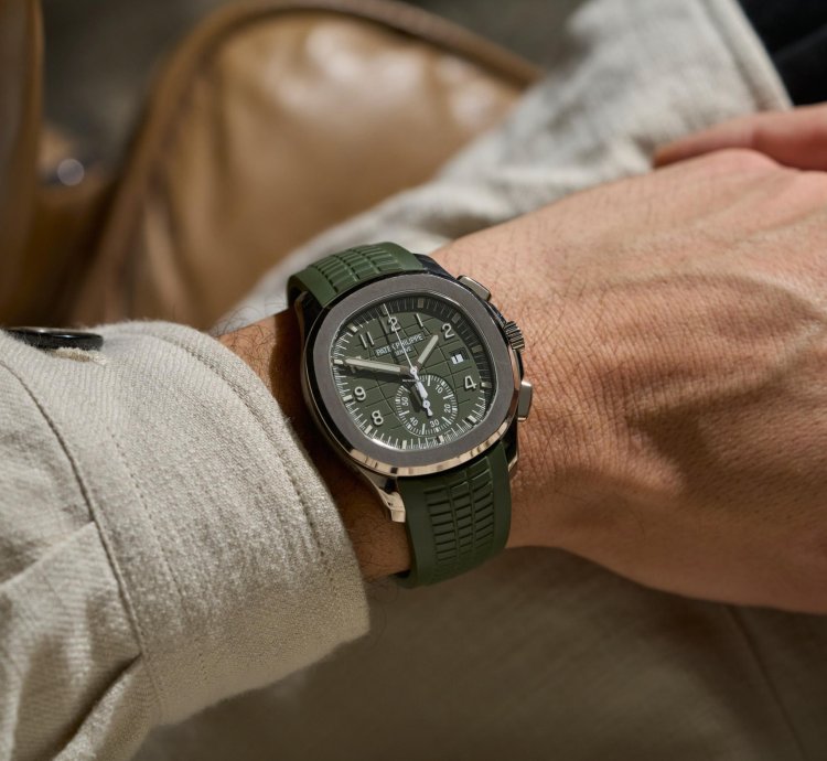 Patek Philippe Aquanaut Khaki Chronograph Unpolished