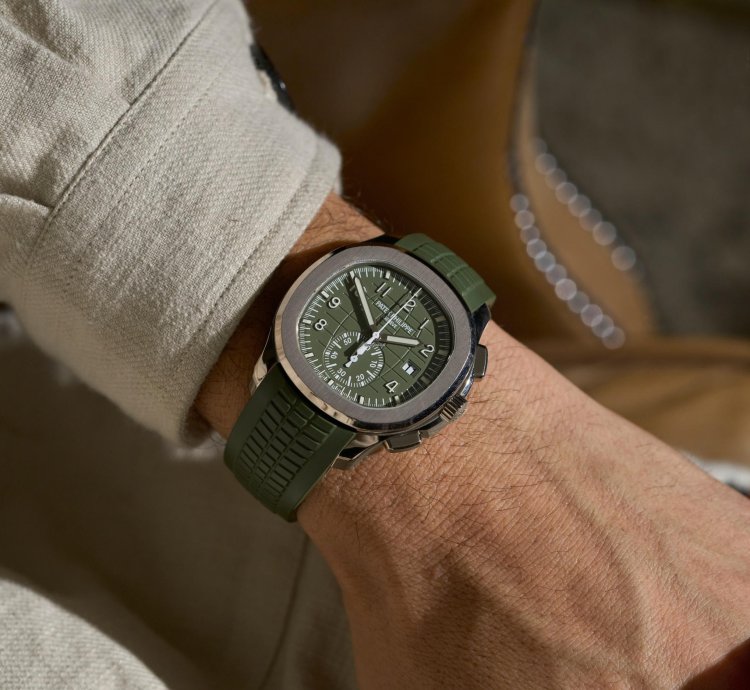 Patek Philippe Aquanaut Khaki Chronograph Unpolished