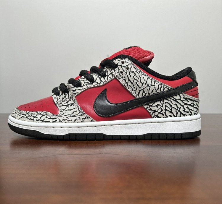 Nike Sb Dunk Low Pro Supreme Red Cement