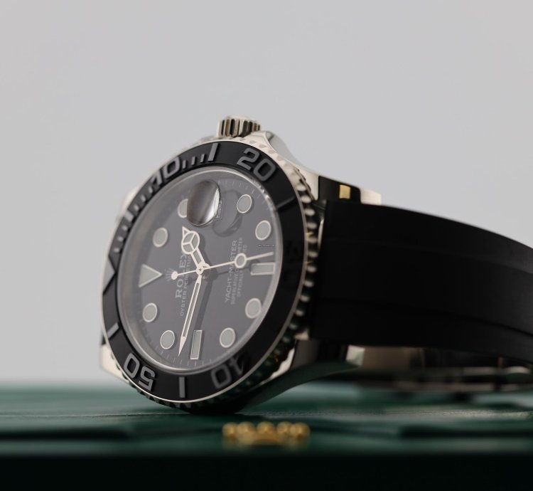 Rolex Yacht-master 42 2021 Yacht Master 42 White Gold Oysterflex 226659