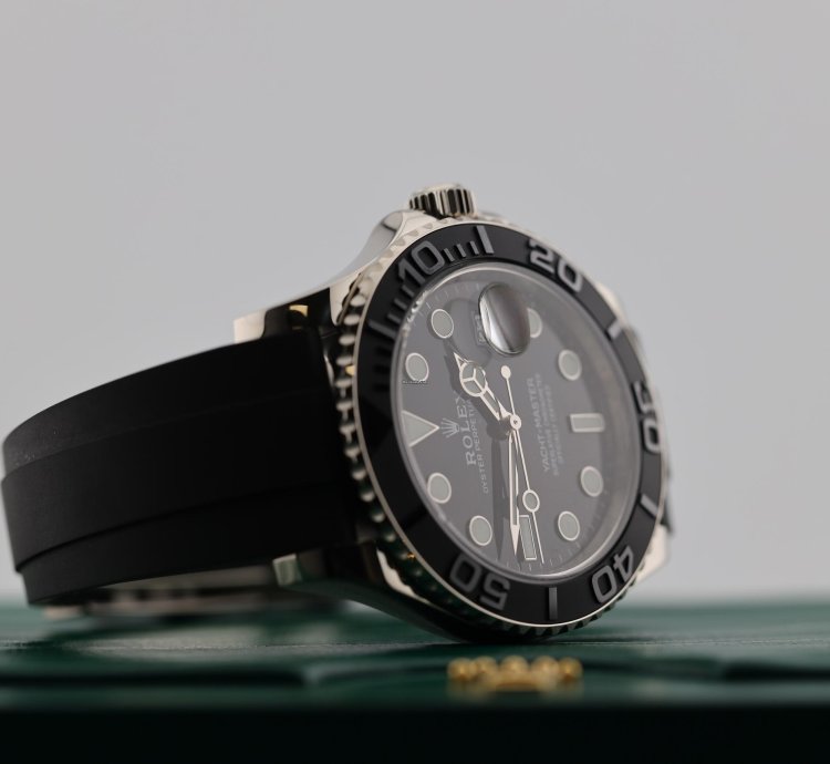 Rolex Yacht-master 42 2021 Yacht Master 42 White Gold Oysterflex 226659