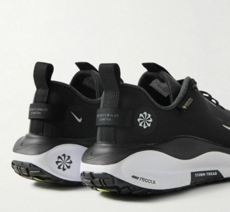 Nik E Infinity Run 4 React X Gore Tex Black White Sneakers