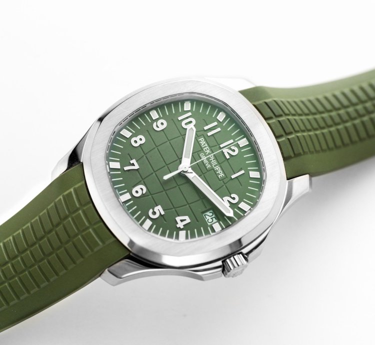 Patek Philippe Aquanaut Like New - 2023 - 5168g