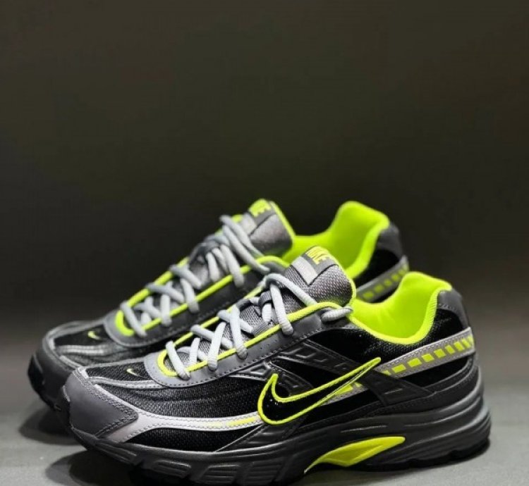 Nik E Initiator Black Grey Volt Sneakers