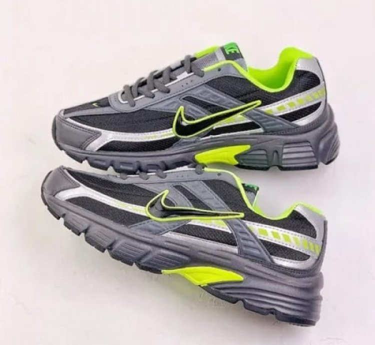 Nik E Initiator Black Grey Volt Sneakers