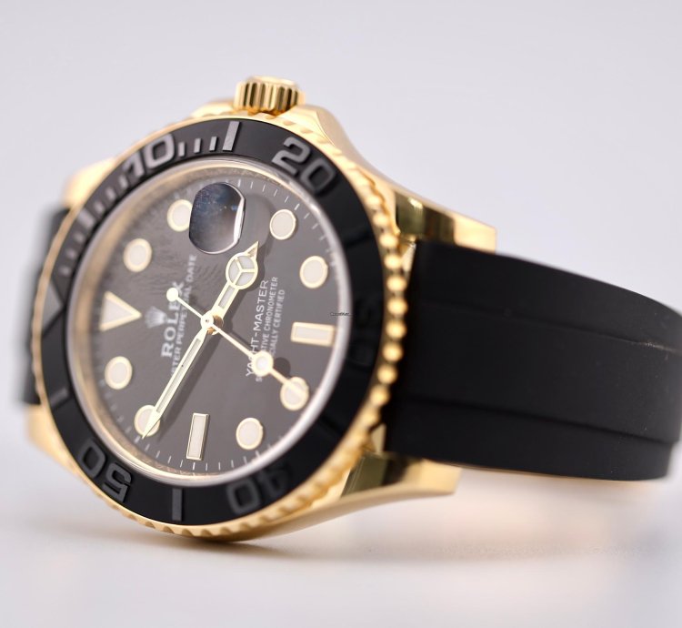 Rolex Yacht-master 42 2022 Yacht Master 42 Yellow Gold Oysterflex 226658