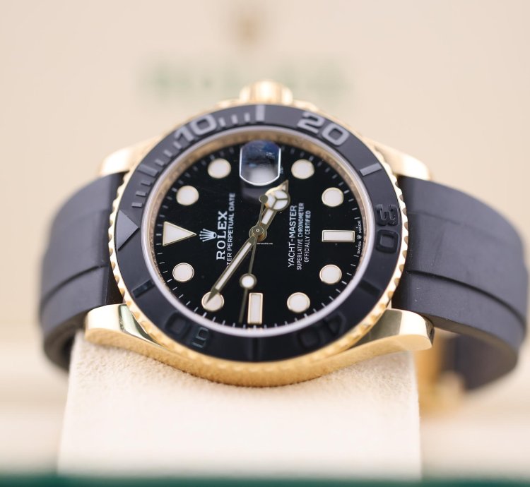Rolex Yacht-master 42 2022 Yacht Master 42 Yellow Gold Oysterflex 226658