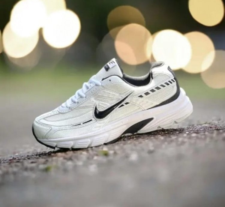 Nik E Initiator Low White Black Sneakers