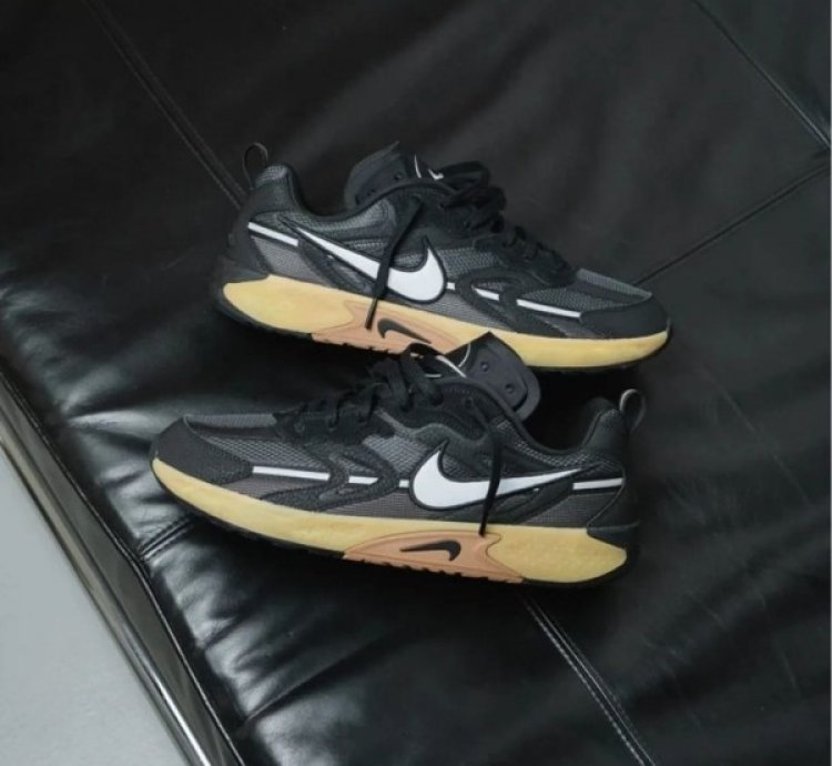 Nik E Jam Electric Black Gum Sneakers