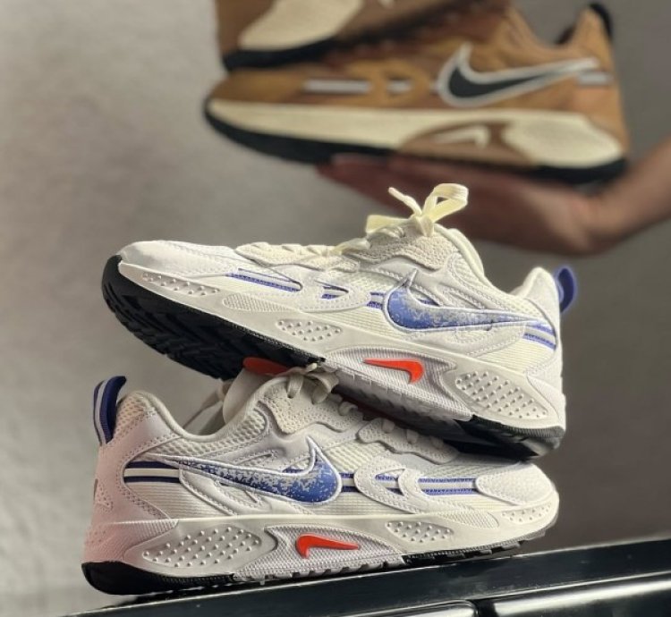 Nik E Jam Electric White Blue Sneakers