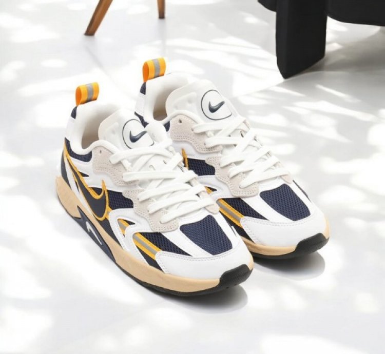 Nik E Jam Midnight Navy Gold Sneakers