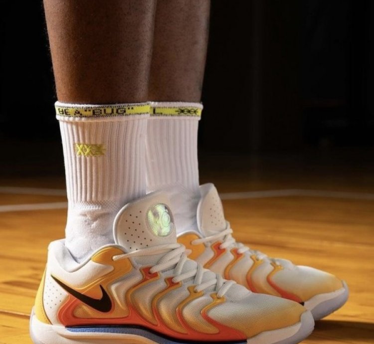 Nik E Kd17 Sunrise Basketball Sneakers