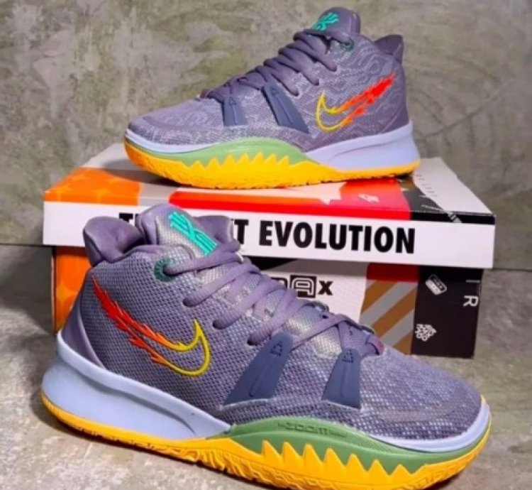 Nik E Kyrie 7 Ep Daybreak Basketball Sneakers