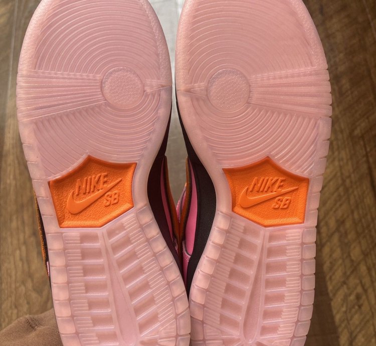 Nike Sb Dunk Low The Powerpuff Girls Blossom