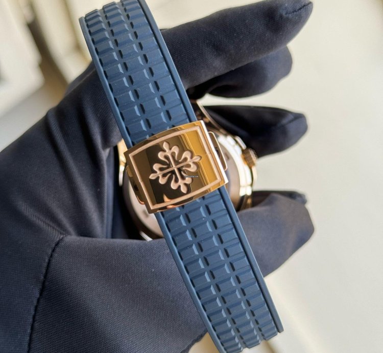 Patek Philippe Aquanaut Luce Annual Calendar