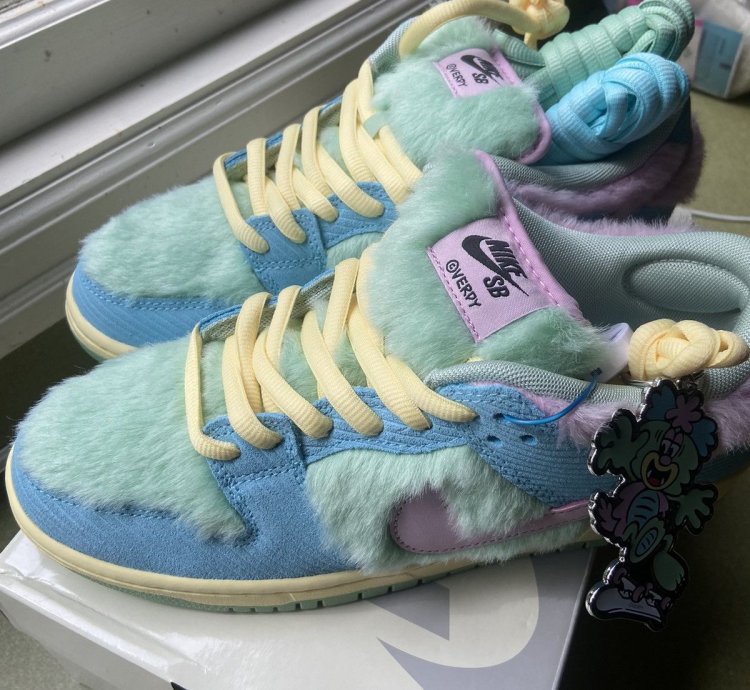 Nike Sb Dunk Low Verdy Visty