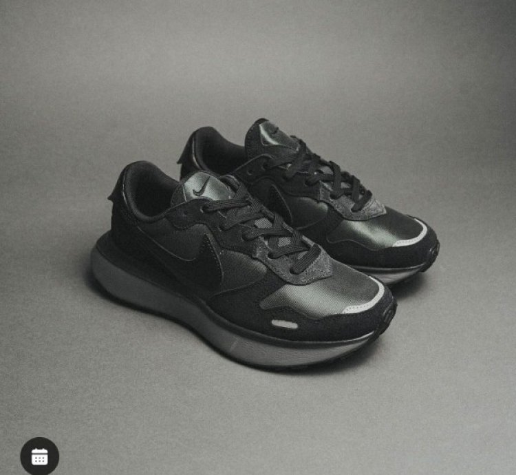 Nik E Phoenix Waffle Black Off Nior Sneakers